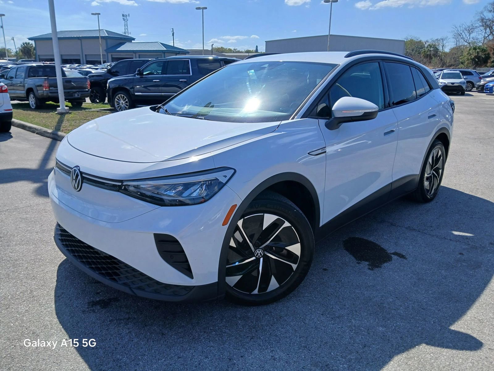 Used 2022 Volkswagen ID.4 Pro RWD image 2