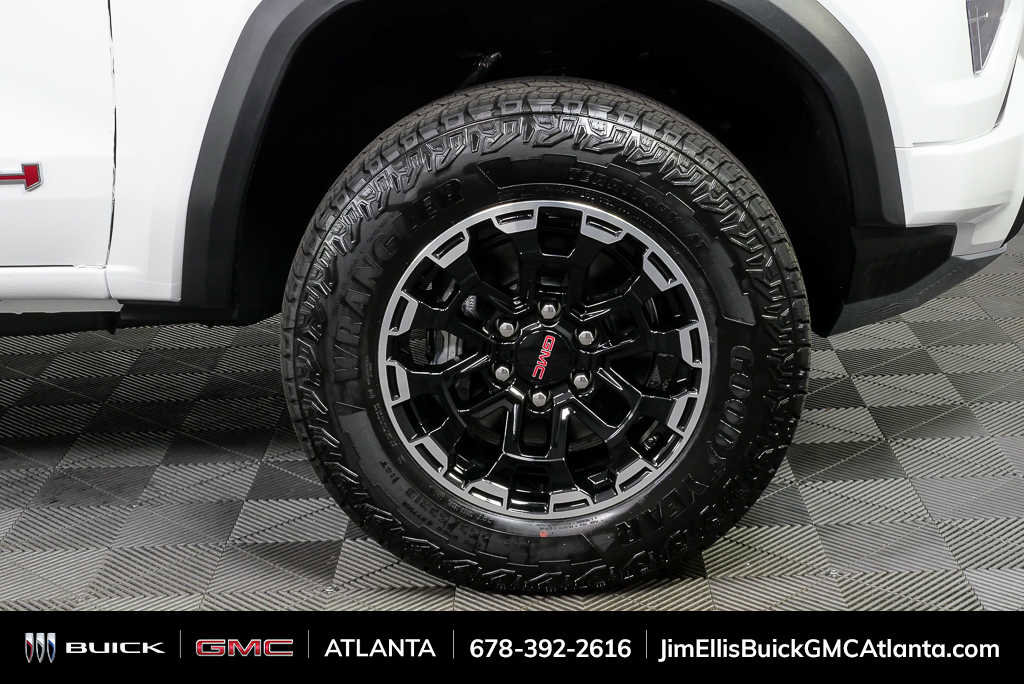 New 2026 GMC Canyon AT4 AWD/4WD image 36