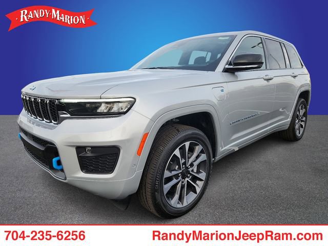 New 2024 Jeep Grand Cherokee Overland w/ Trailer Tow Package AWD/4WD image 1