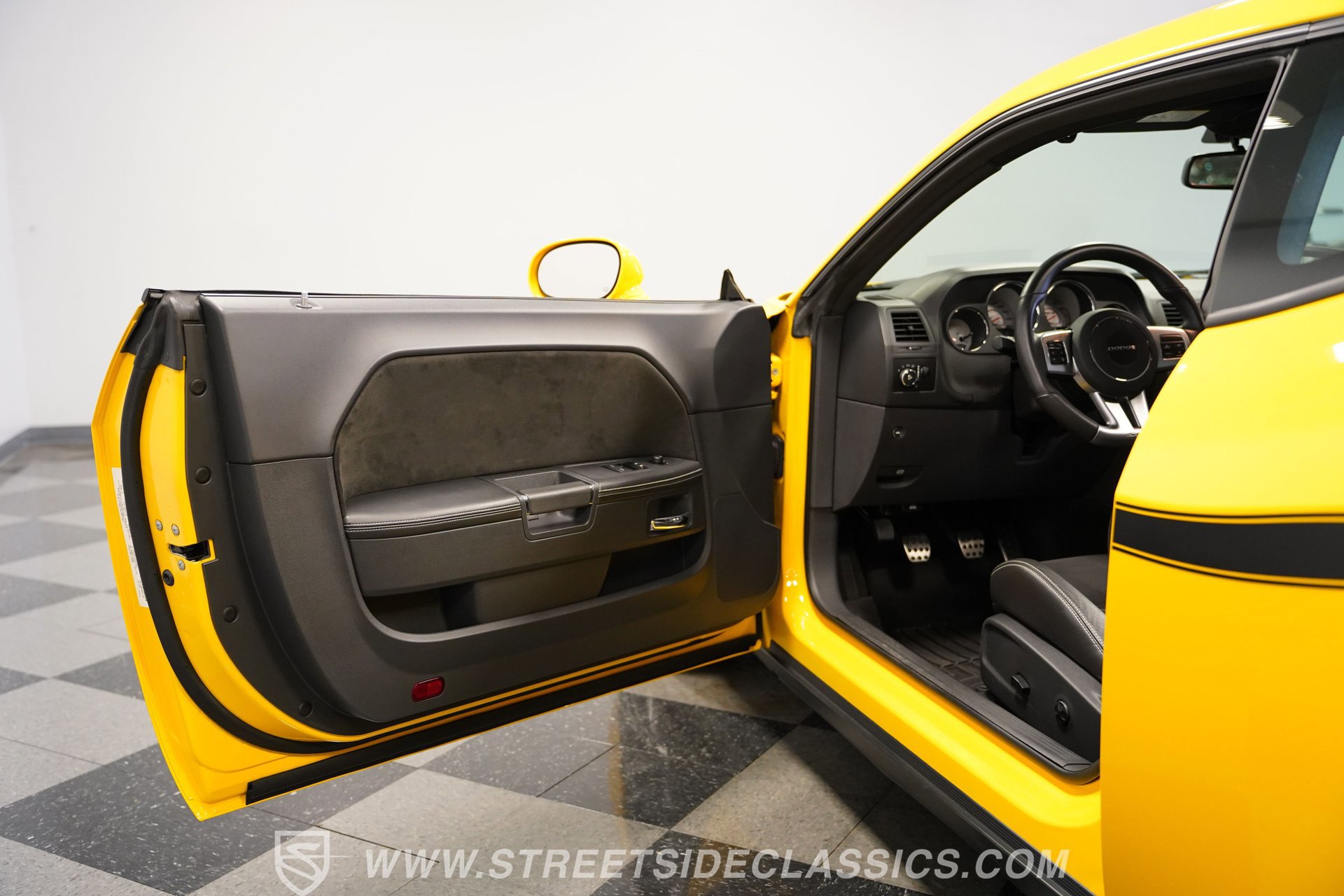 Used 2012 Dodge Challenger SRT8 Yellow Jacket w/ Premium Sound Group RWD image 36