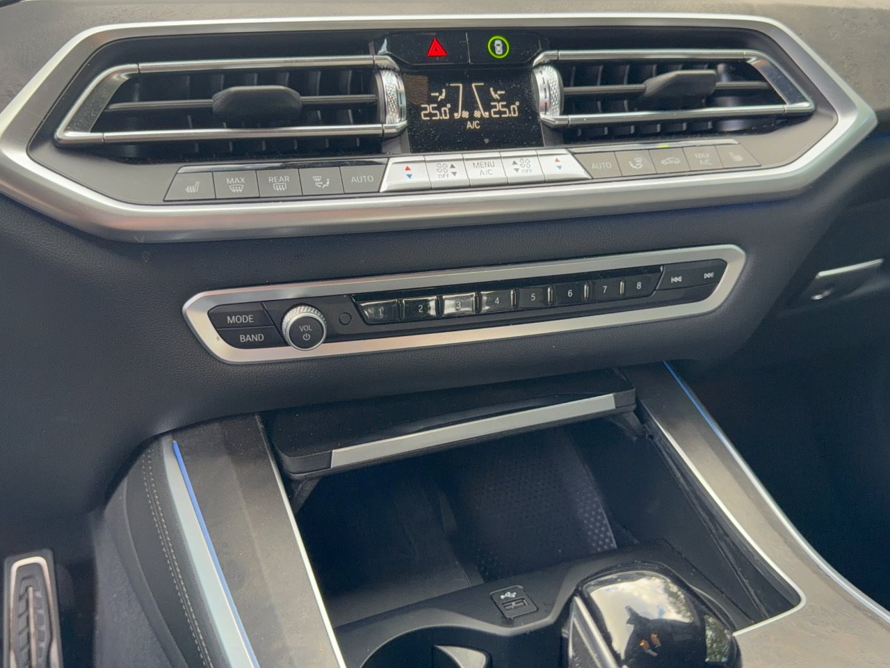 Used 2023 BMW X5 xDrive45e w/ M Sport Package AWD/4WD image 22