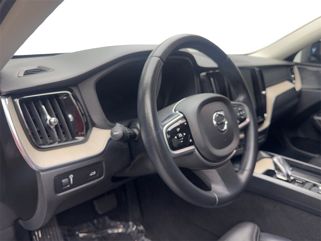 Used 2022 Volvo XC60 B5 Inscription w/ Protection Package Premier image 50