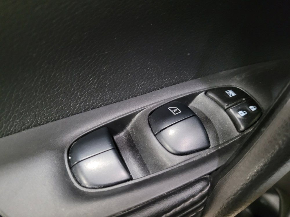 Used 2019 Nissan Rogue Sport S w/ Appearance Package AWD/4WD image 27