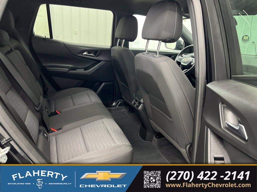 Used 2025 Chevrolet Equinox LT FWD image 13