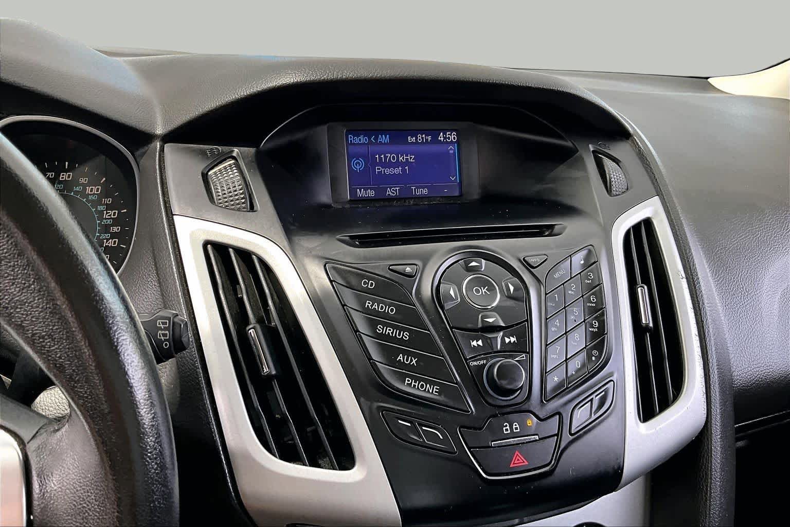 Used 2012 Ford Focus SE FWD image 27