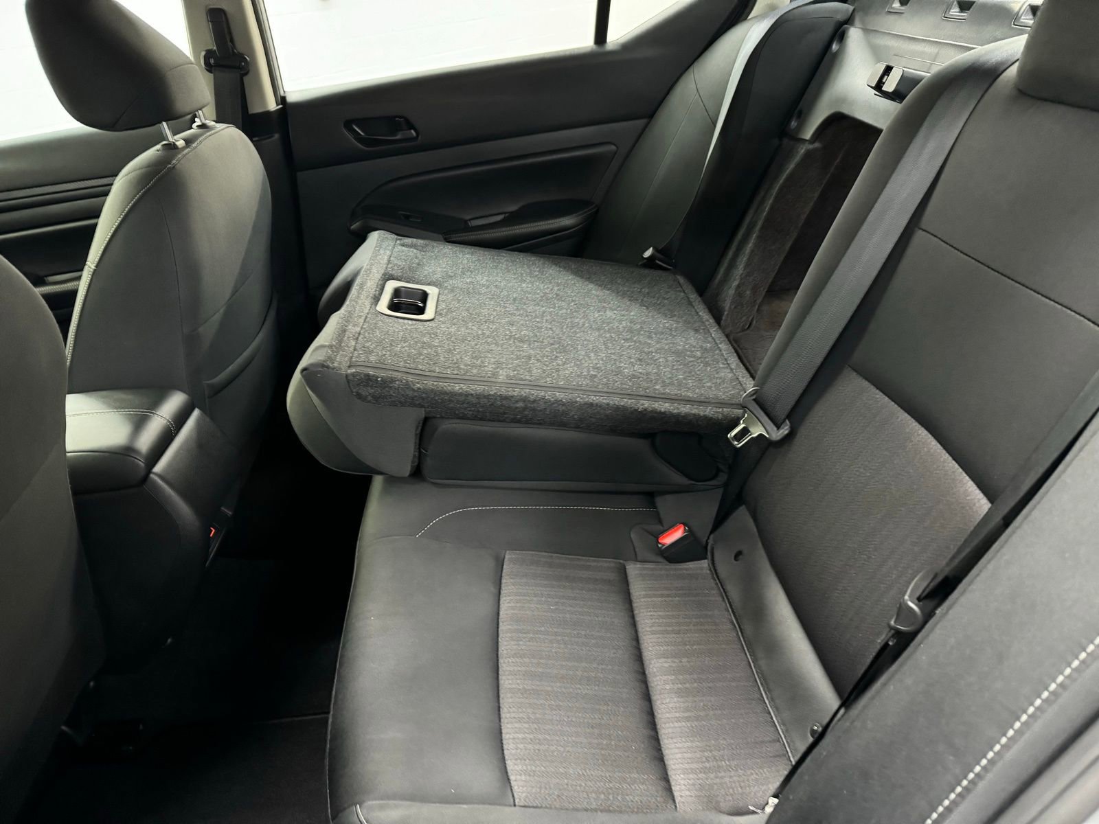 Used 2024 Nissan Altima 2.5 SV image 27