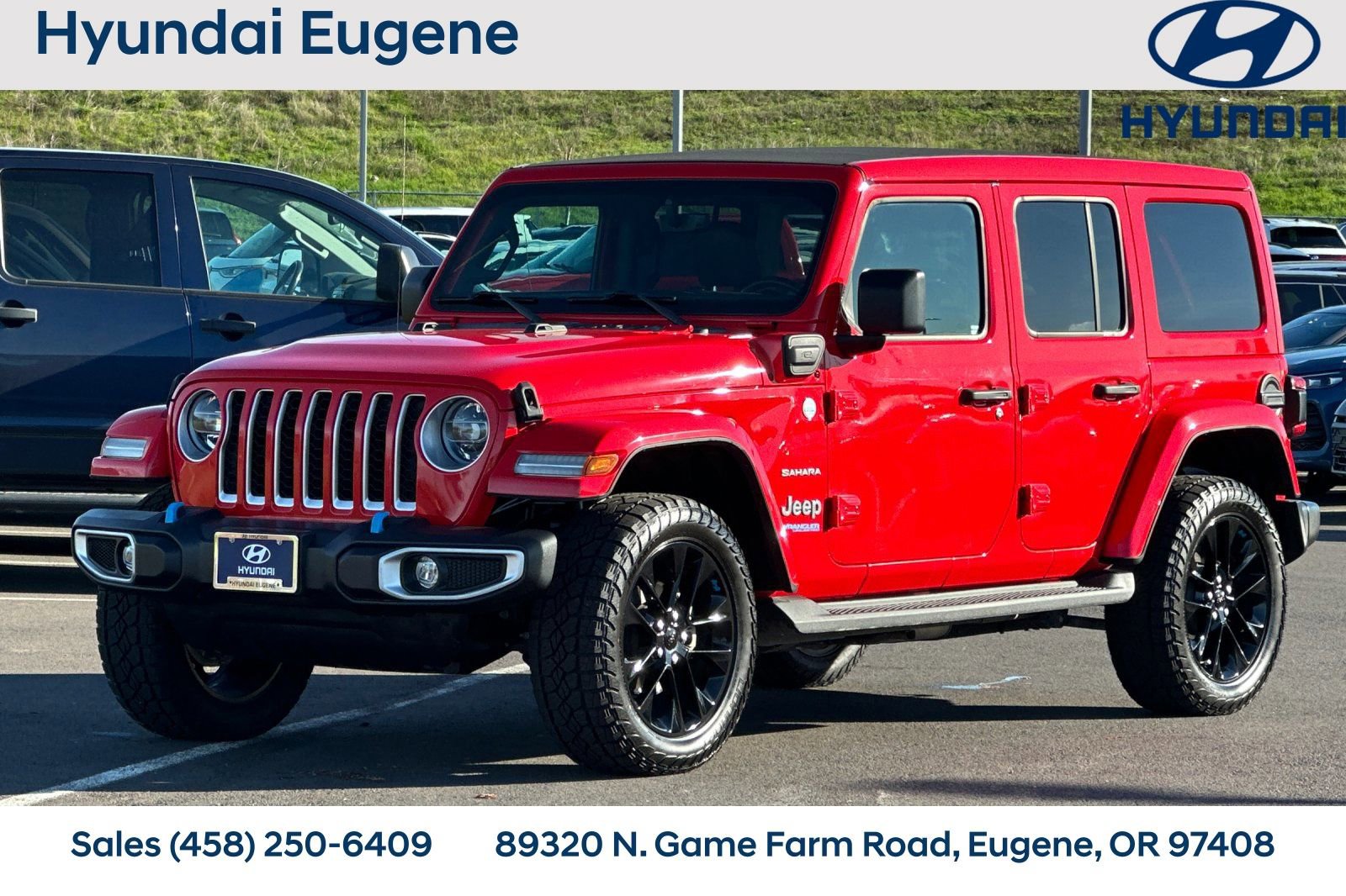 Used 2022 Jeep Wrangler Unlimited Sahara 4xe w/ Cold Weather Group image 9