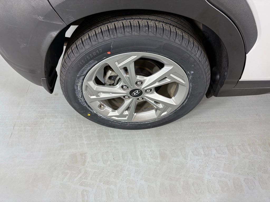 Used 2023 Hyundai Kona SEL image 10