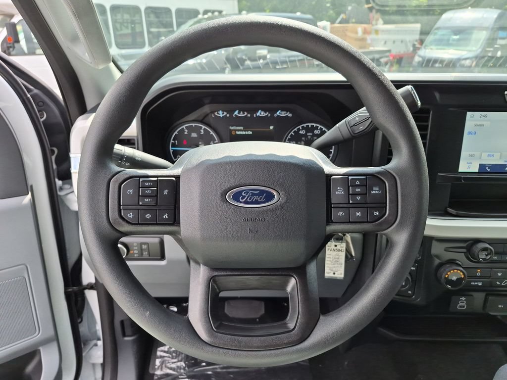 New 2026 Ford F350 XLT w/ Snow Plow/Camper Package AWD/4WD image 16