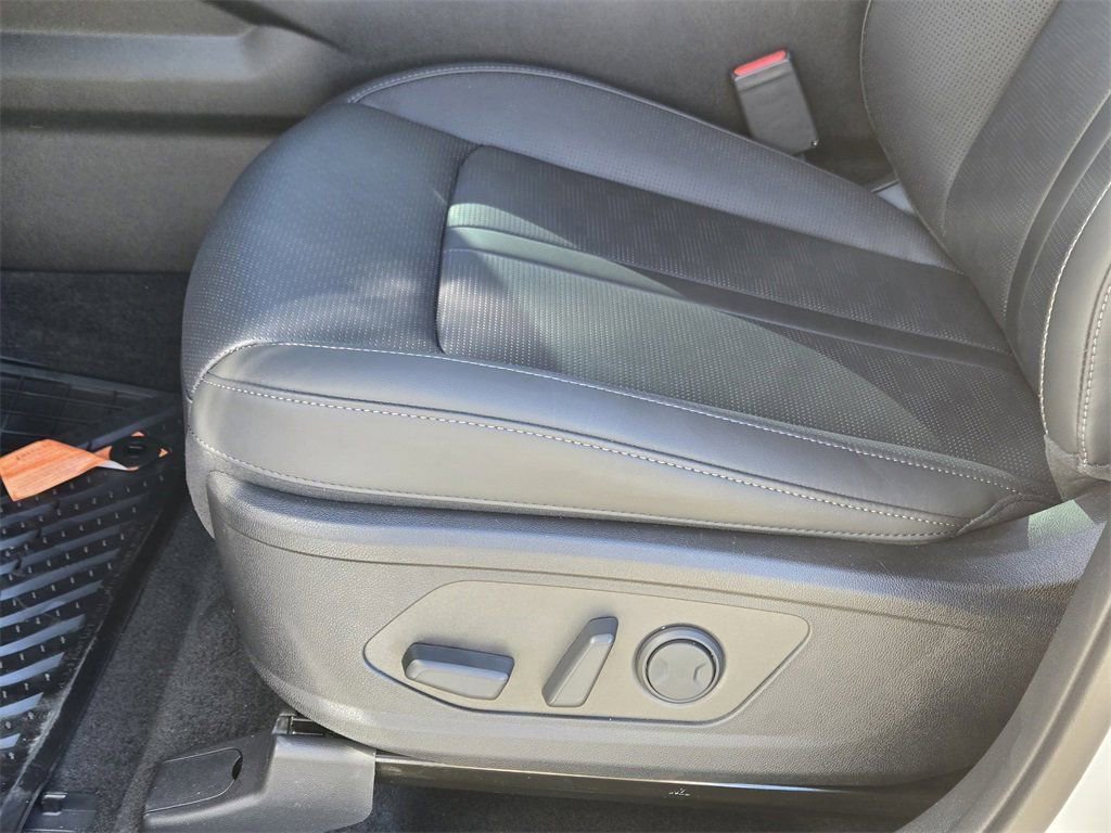 New 2026 Kia Sorento S w/ S Panoramic Sunroof Package FWD image 19