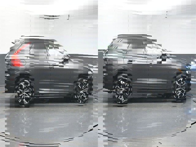 Certified 2023 Volvo XC60 B5 Plus image 8