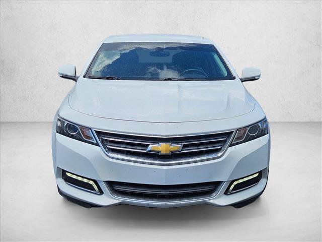 Used 2018 Chevrolet Impala LT FWD image 2