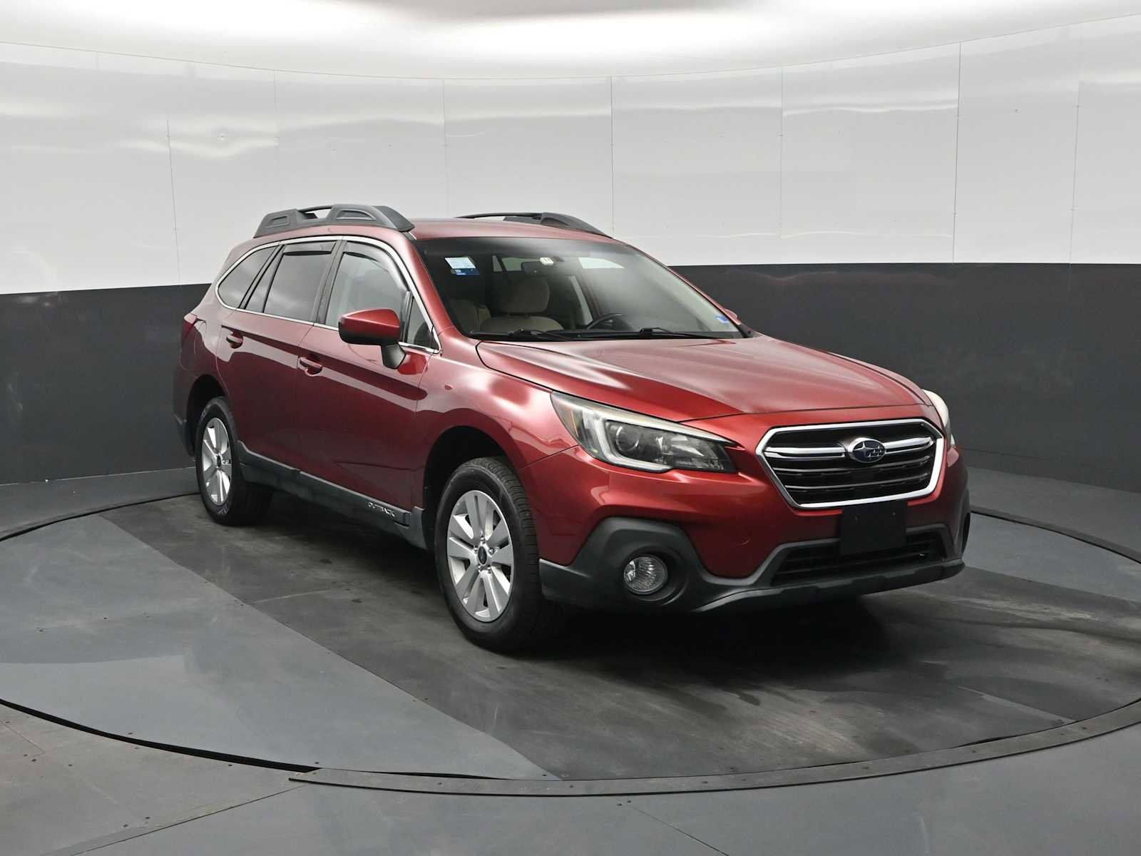 Used 2018 Subaru Outback 2.5i Premium image 2