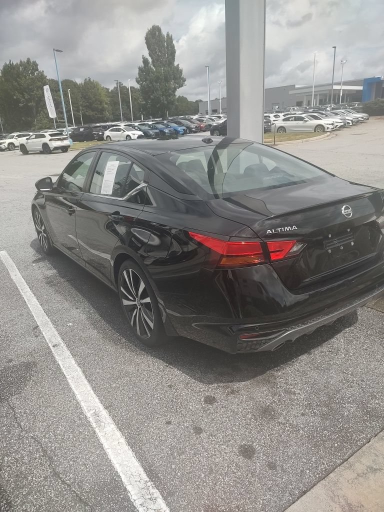 Used 2020 Nissan Altima 2.5 SR FWD image 3