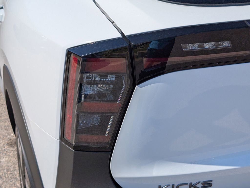 New 2026 Nissan Kicks SV image 13