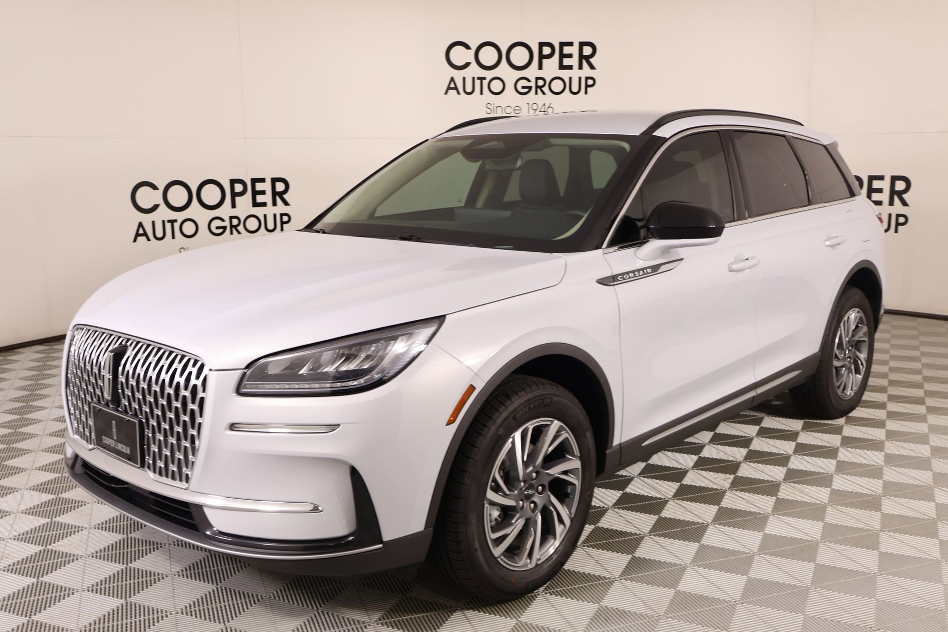 New 2026 Lincoln Corsair Premiere FWD image 11