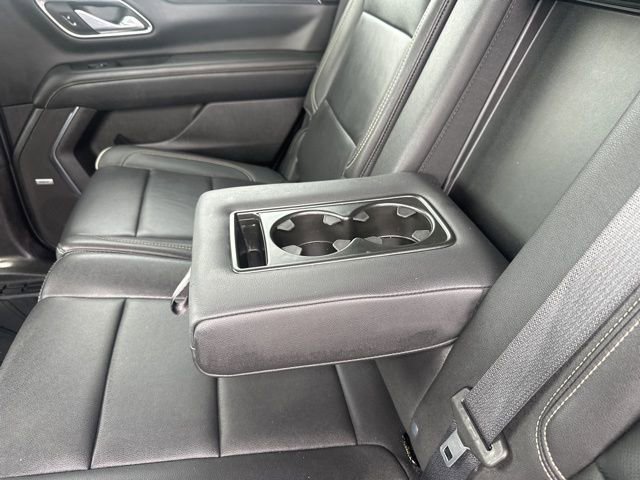 Used 2024 GMC Yukon SLT AWD/4WD image 27