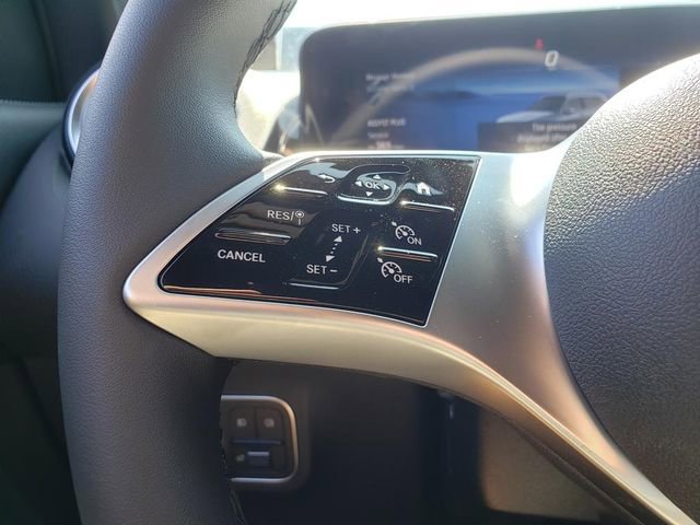 New 2026 Mercedes-Benz GLB 250 4MATIC image 24