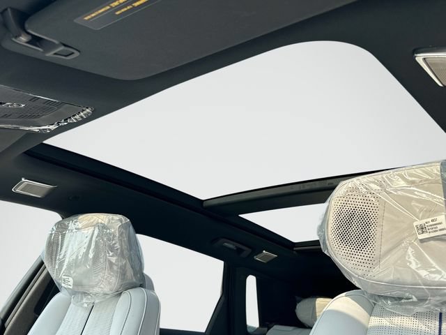 New 2026 Cadillac Lyriq Premium Sport AWD/4WD image 9