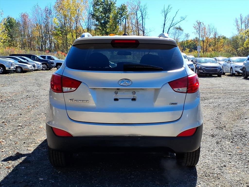 Used 2015 Hyundai Tucson SE image 5