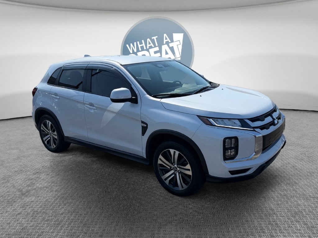 Used 2025 Mitsubishi Outlander Sport ES AWD/4WD image 1