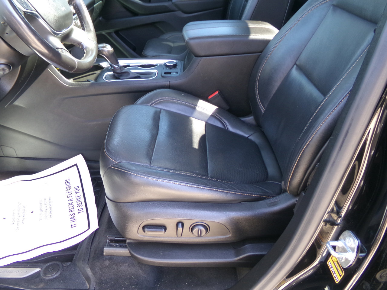 Used 2020 Chevrolet Traverse Premier w/ Redline Edition image 18