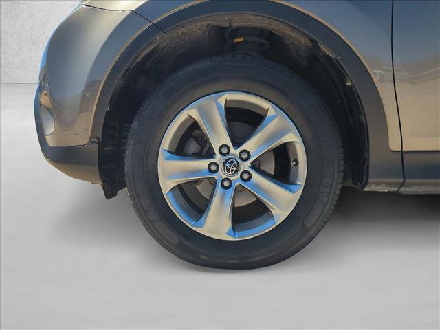 Used 2015 Toyota RAV4 XLE FWD image 23