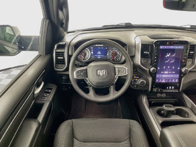 Used 2025 RAM 1500 Big Horn AWD/4WD image 23