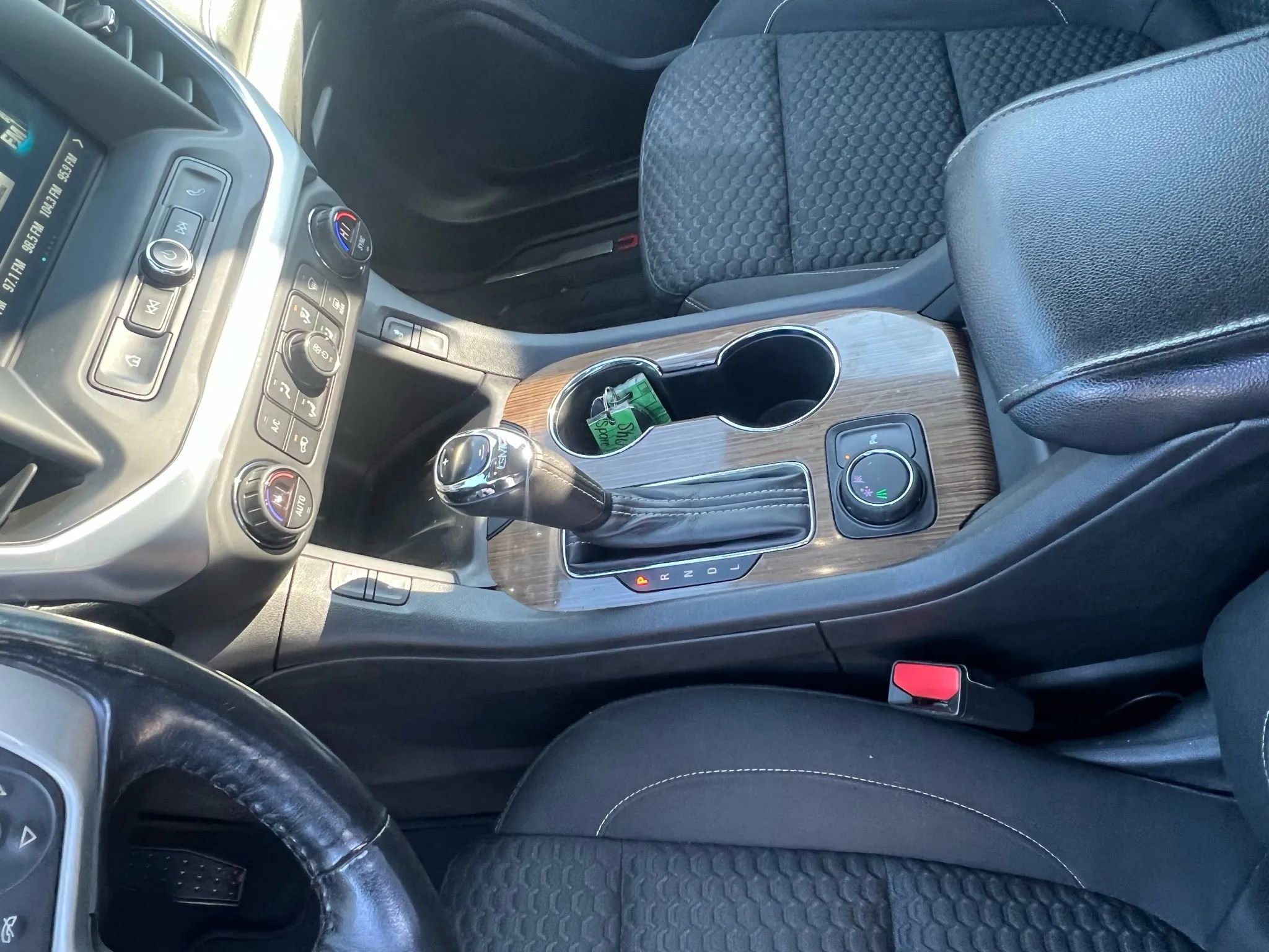 Used 2018 GMC Acadia SLE w/ Driver Alert Package I FWD image 27