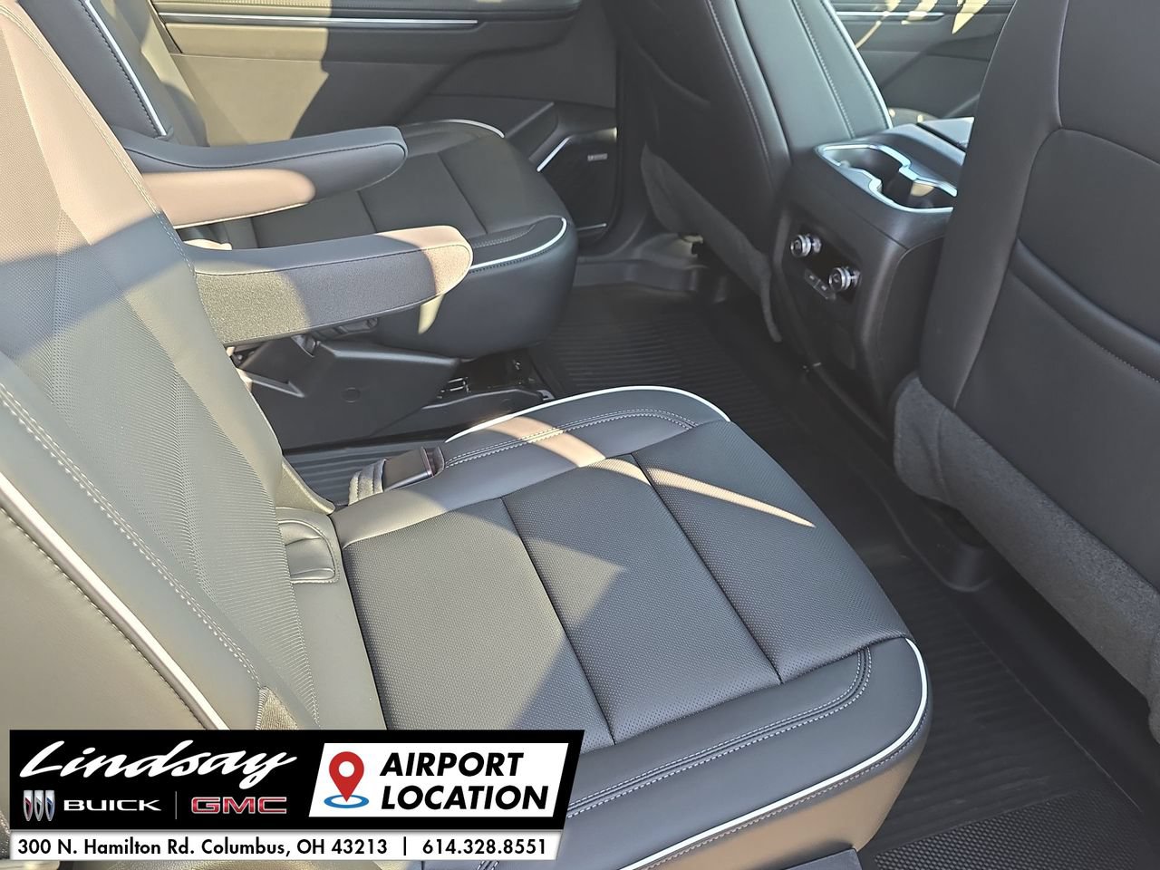 New 2027 Buick Enclave Sport Touring w/ Power Package AWD/4WD image 29