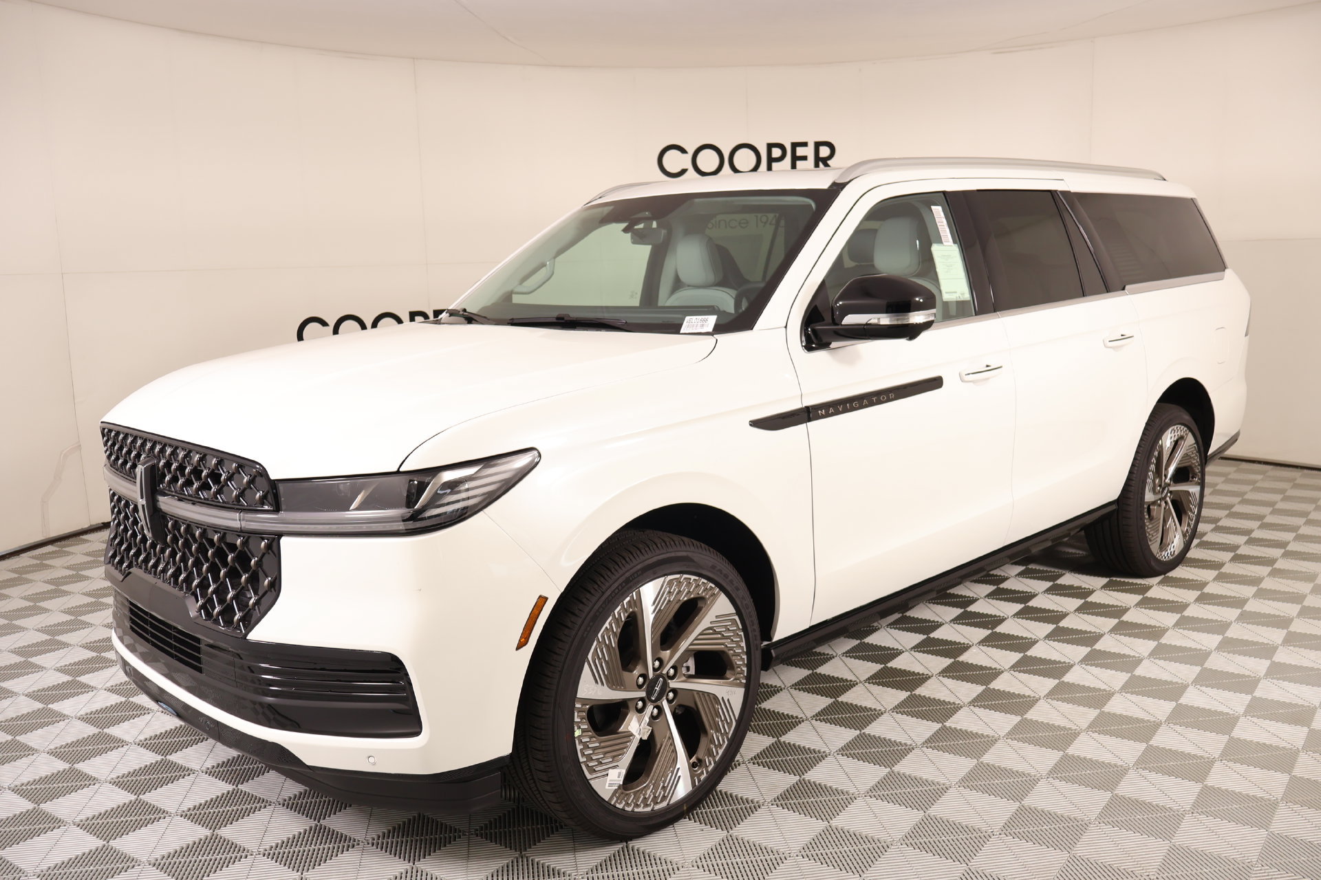 New 2027 Lincoln Navigator L Black Label AWD/4WD image 10