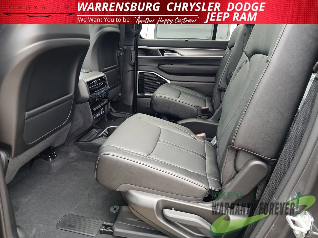 New 2026 Jeep Grand Wagoneer Limited AWD/4WD image 13