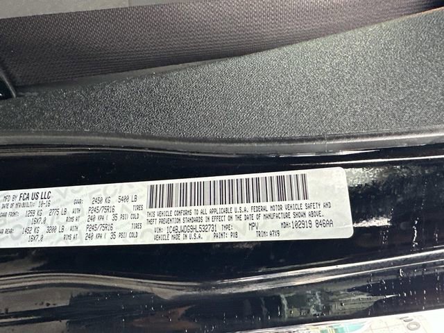 Used 2017 Jeep Wrangler Unlimited Sport w/ Connectivity Group image 30