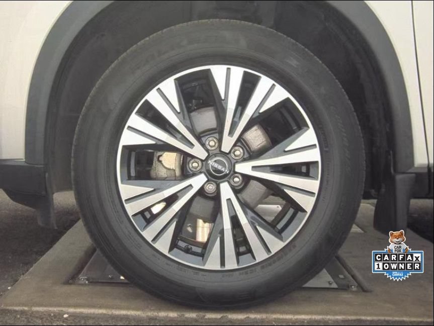 Used 2023 Nissan Rogue SV FWD image 9