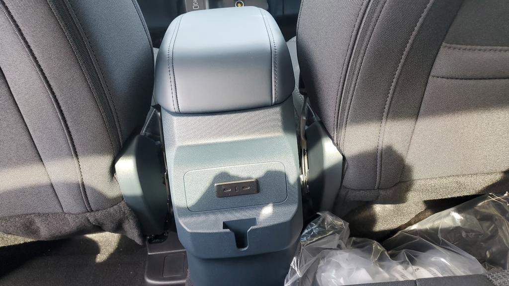 New 2025 Ford Maverick XL w/ Equipment Group 102A image 34