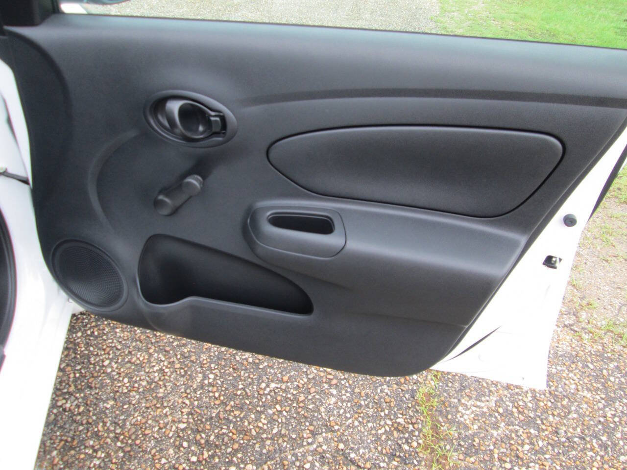 Used 2019 Nissan Versa S FWD image 45