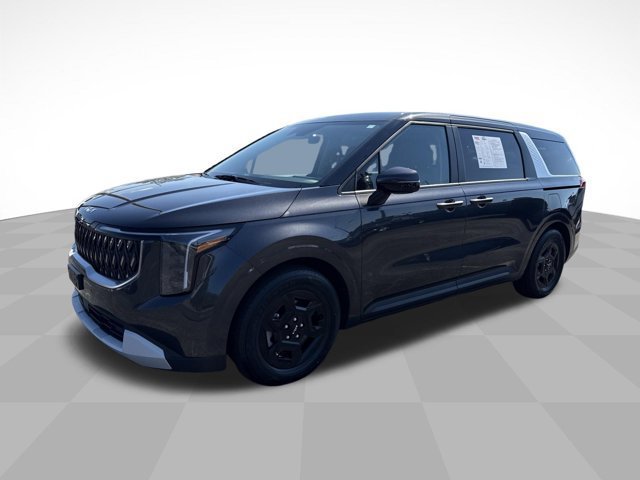 Used 2025 Kia Carnival FWD image 1