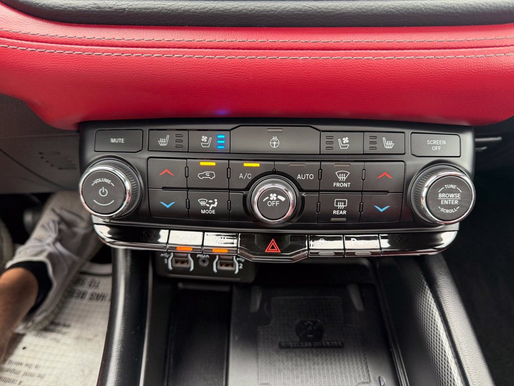 Used 2021 Dodge Durango R/T w/ Blacktop Package AWD/4WD image 12