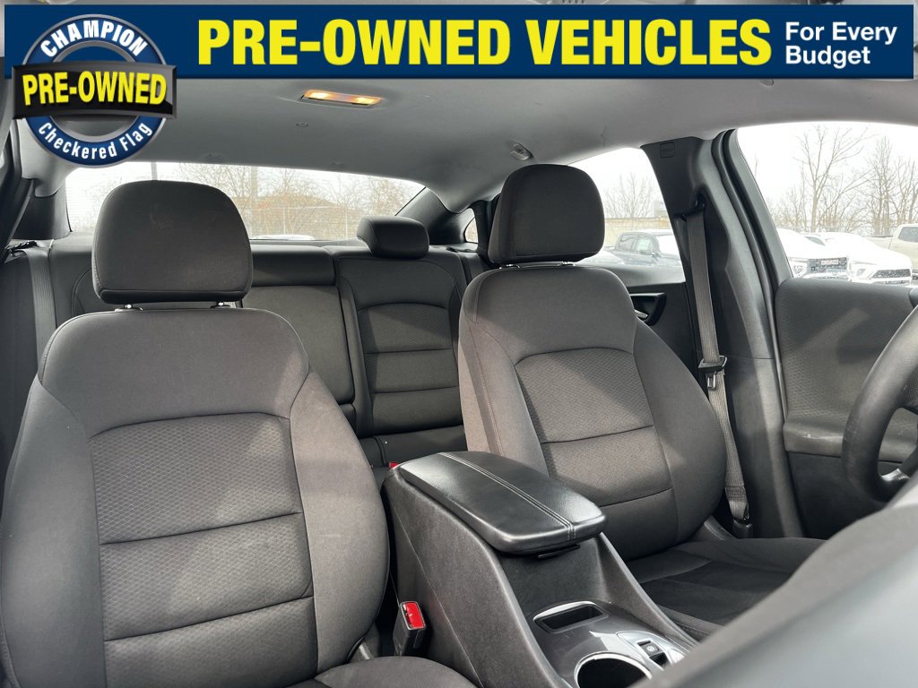 Used 2022 Chevrolet Malibu LT image 35