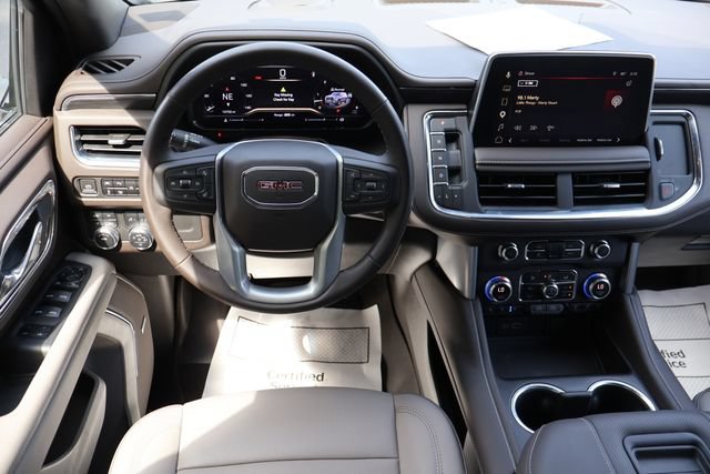 Used 2023 GMC Yukon SLT w/ SLT Luxury Package AWD/4WD image 6