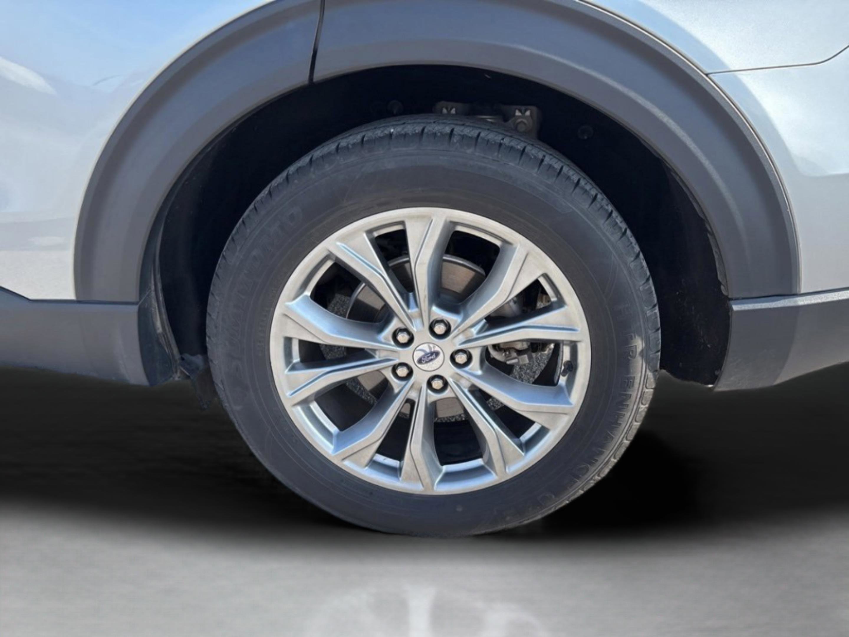 Used 2023 Ford Explorer XLT w/ Equipment Group 202A image 40