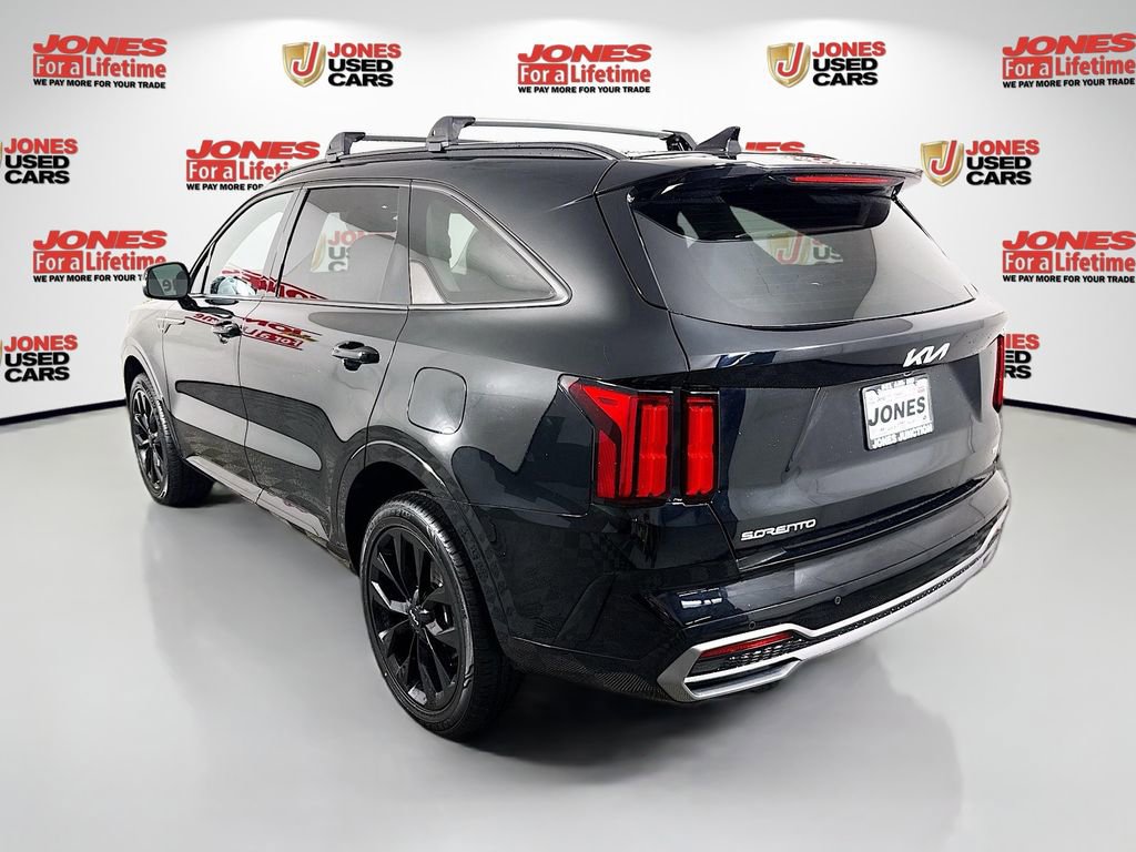 Certified 2023 Kia Sorento SX image 2
