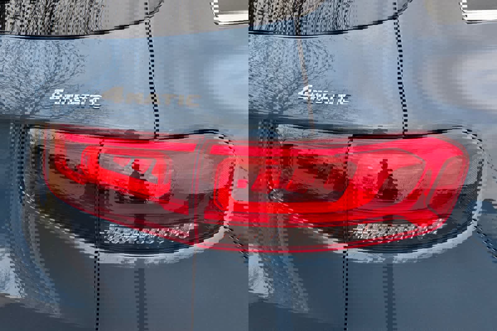 Used 2023 Mercedes-Benz GLB 250 4MATIC image 28