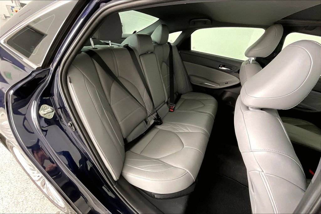 Used 2021 Toyota Avalon Limited w/ Advanced Safety Package image 33