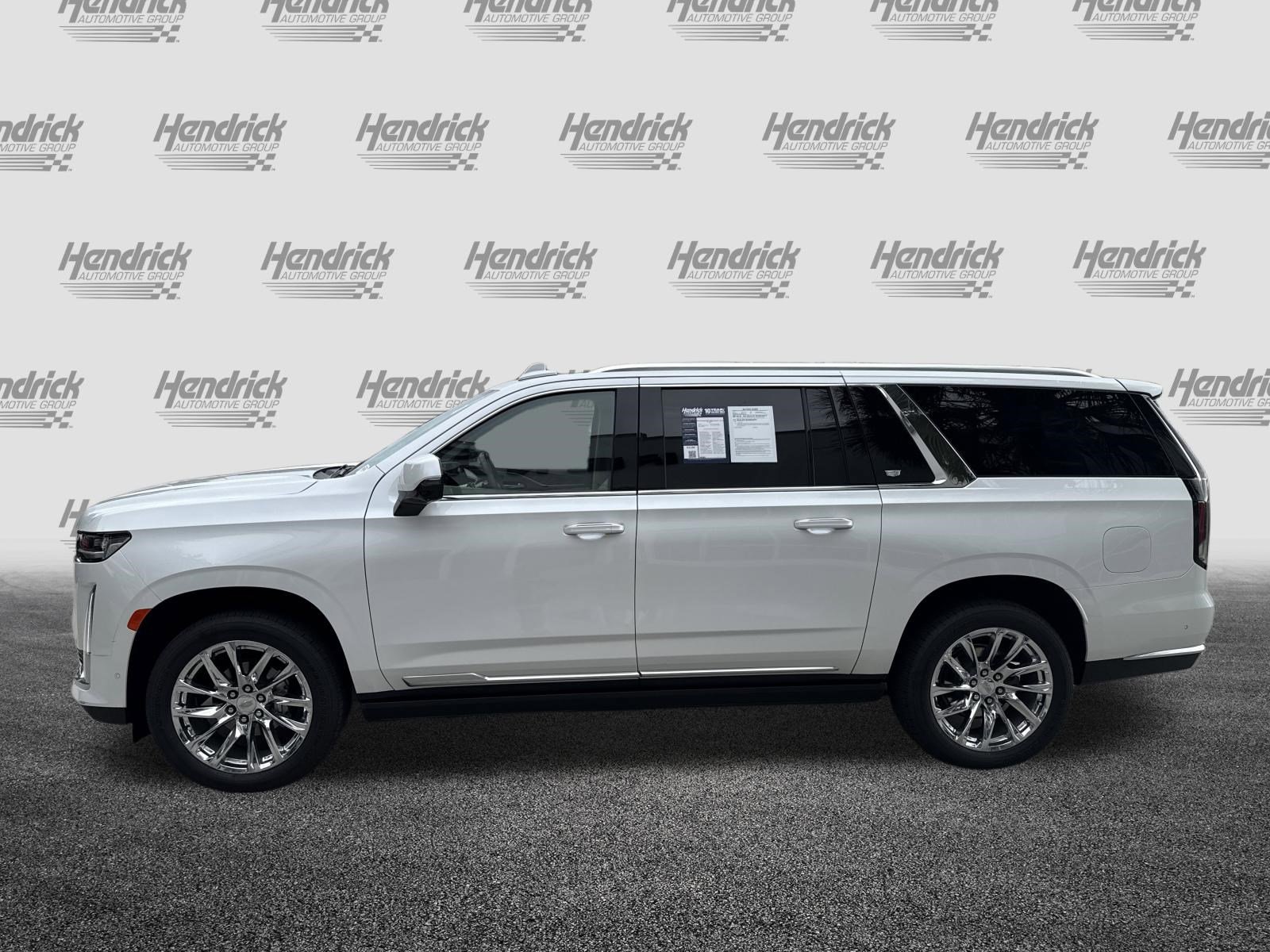 Used 2023 Cadillac Escalade ESV Premium Luxury Platinum w/ LPO, Radiant Package AWD/4WD image 6