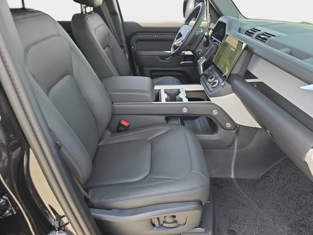 New 2026 Land Rover Defender 110 S AWD/4WD image 10