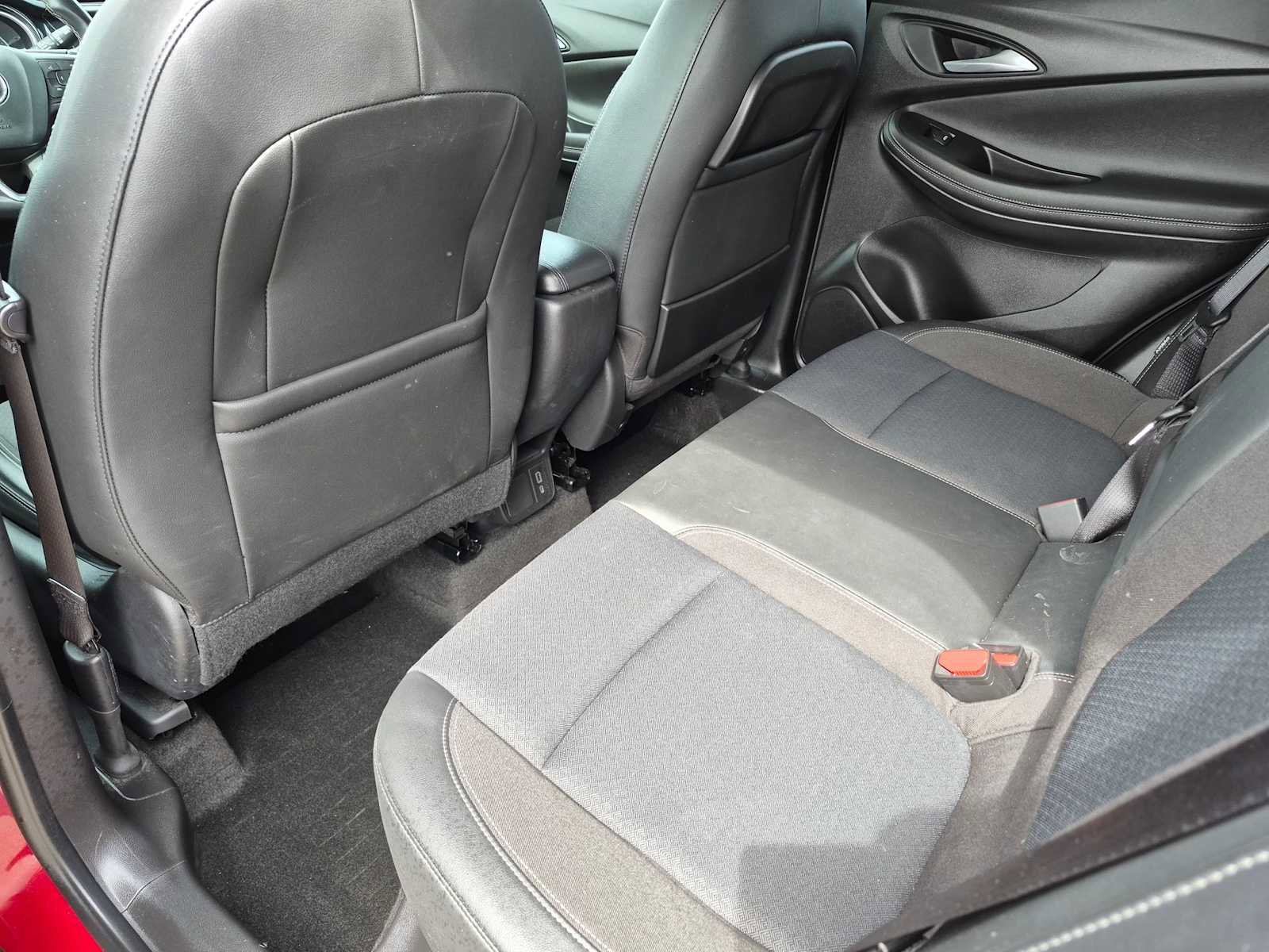 Used 2020 Buick Encore GX Select FWD image 15