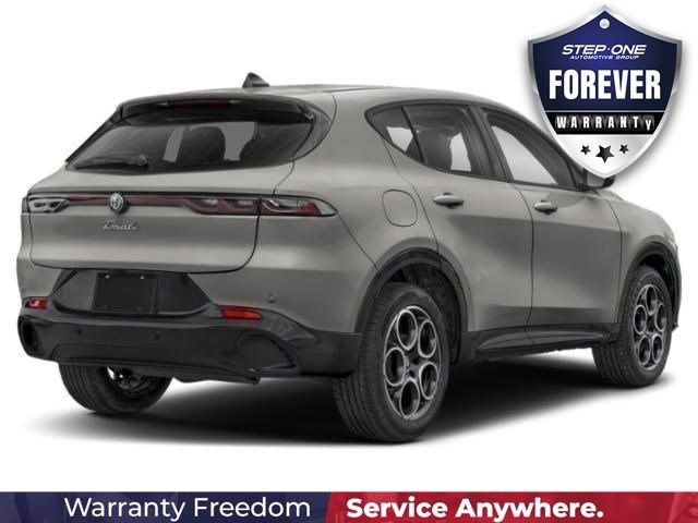New 2026 Alfa Romeo Tonale w/ Black Premium Package AWD/4WD image 2