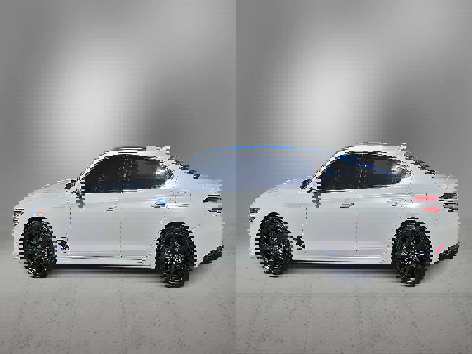 Used 2023 Genesis G70 2.0T w/ Sport Prestige Package image 5