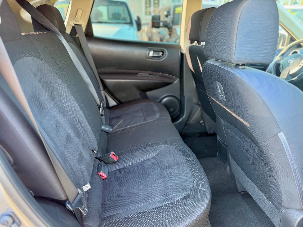 Used 2015 Nissan Rogue S w/ Convenience Package FWD image 11